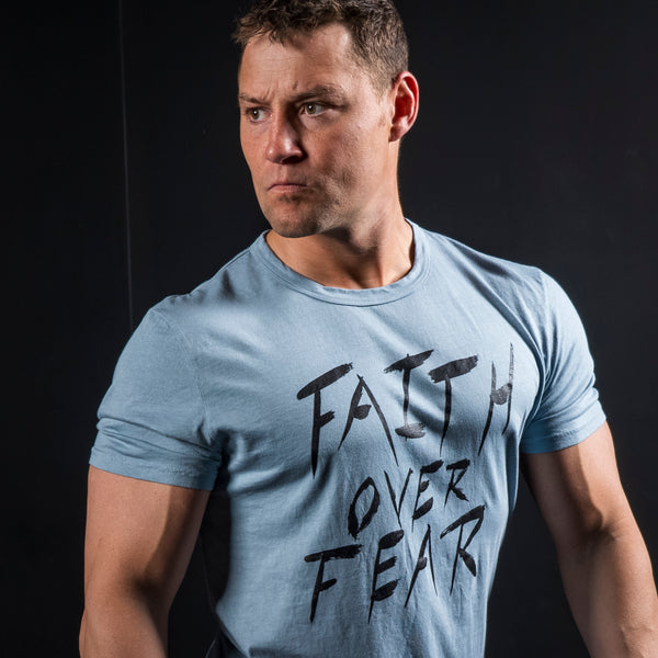FAITH OVER FEAR GRAPHIC TEE (MEN)