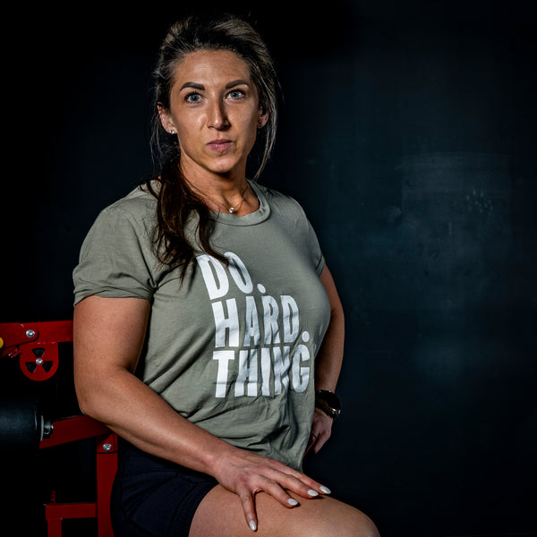 DO HARD THINGS GRAPHIC TEE (WOMEN)